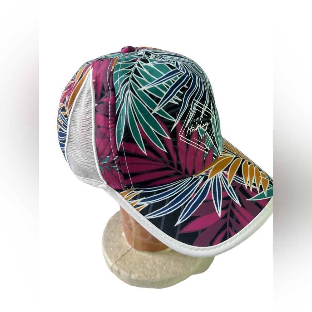 Hurley floral print adjustable back hat